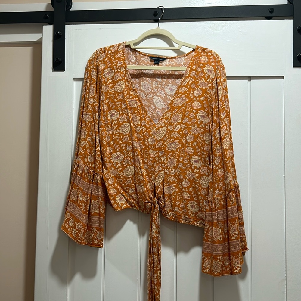 Womens Large American Eagle Orange Floral Top with Wide Arm and Tie Details